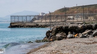 España se prepara ante “amenaza creíble” migratoria en Ceuta