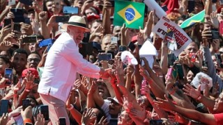 Lula inicia campaña 2026 en busca de alianzas
