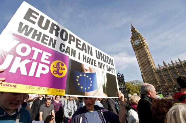 Manifestación de euroescépticos ante el Parlamento británico